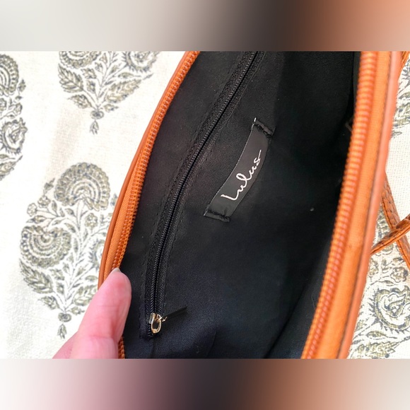 Lulus Sofi Cognac Crocodile Embossed Clutch! Like New! - Picture 6 of 6